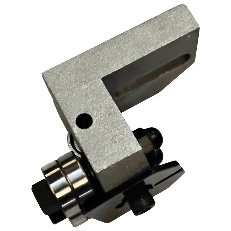 Fixed band guide for saw